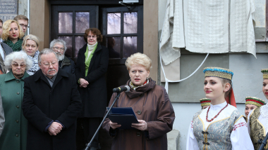  Lietuvos Respublikos Prezidentės Dalios Grybauskaitės kalba atidengiant atminimo lentą Meilei Lukšienei