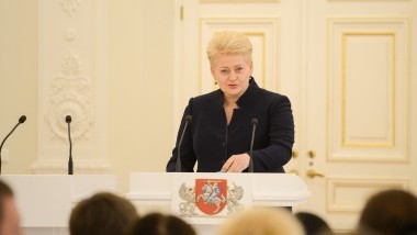 Lietuvos Respublikos Prezidentės Dalios Grybauskaitės kalba geriausių 2014 metų disertacijų autorių apdovanojimų ceremonijoje