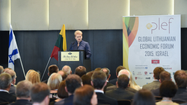 The President and the business delegation present Lithuania to Israel